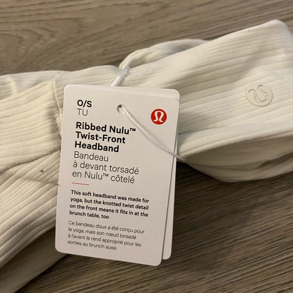 ⭐️Lululemon Ribbed Nulu Twist Front Headband in Bone⭐️ - Picture 5 of 9